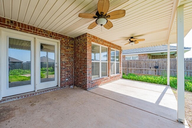 Building Photo - Property For Lease in Odessa