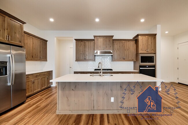 Building Photo - 8548 W Lilburn St