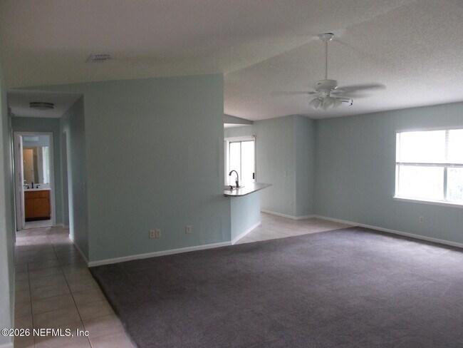 Building Photo - 7529 Falcon Trace Dr W