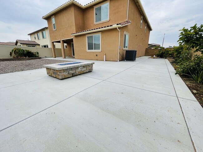 Building Photo - 30929 Palette Rd