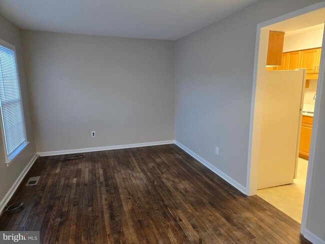 Building Photo - 18 Edinboro Cir