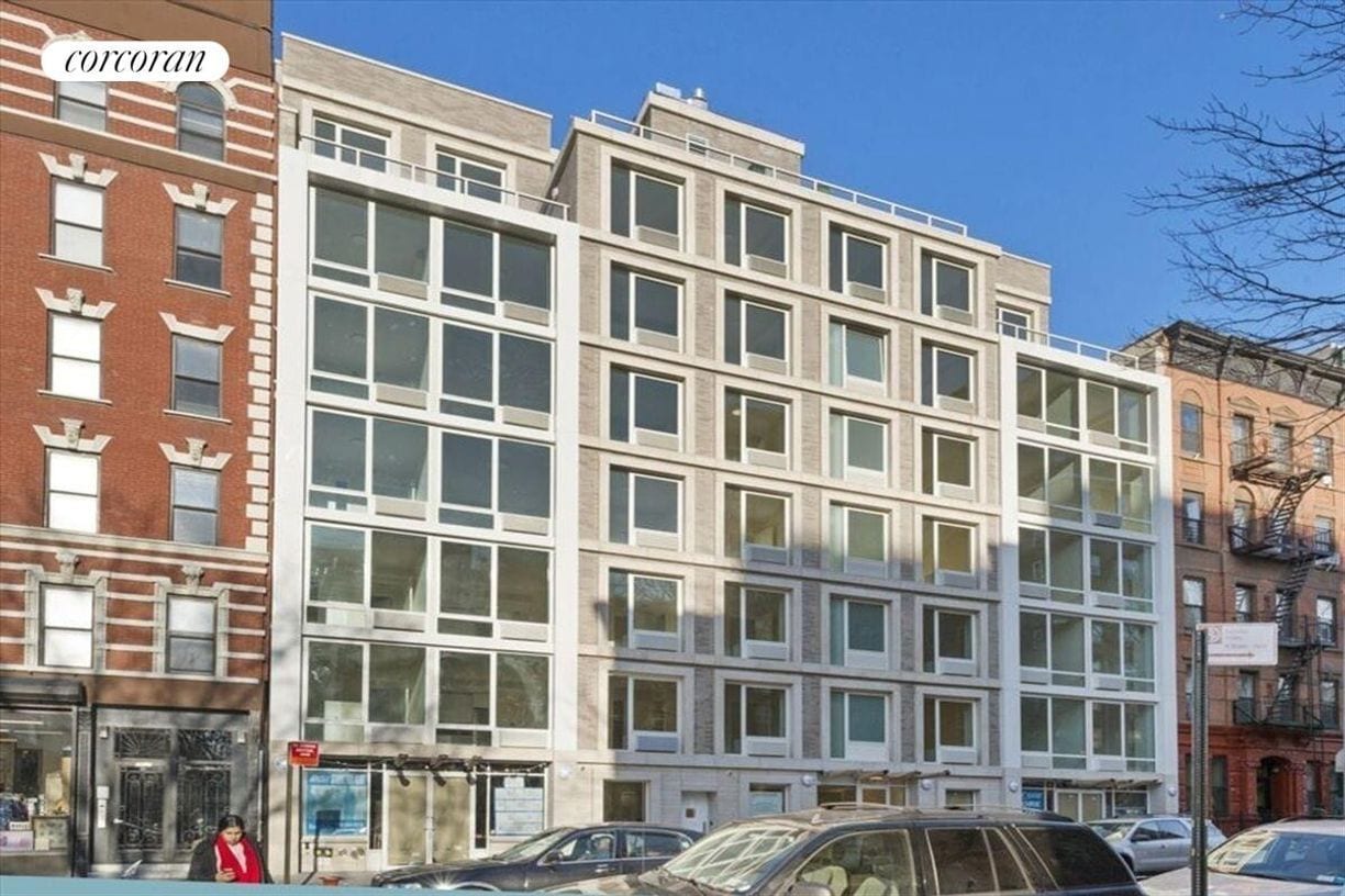 Building Photo - 111 E 115th St