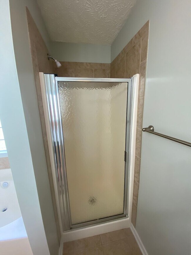 Building Photo - Great Home!  Great Location