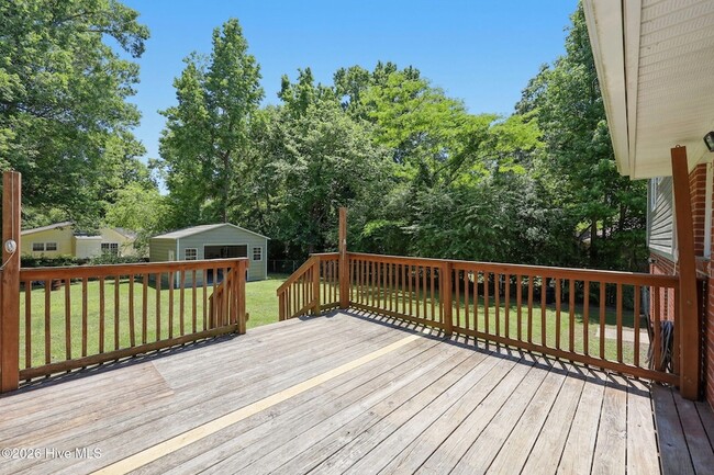 Building Photo - 109 Stillbrook Ct