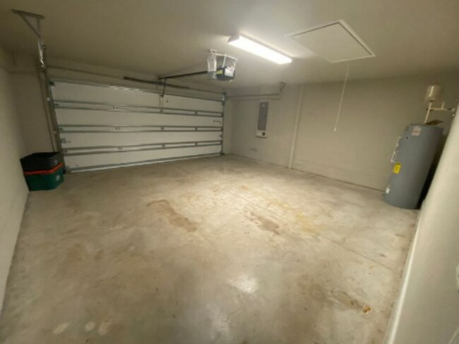 Building Photo - 3 Bedroom 2 Bath Home in Ormond Beach for RENT!