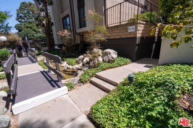 Building Photo - 8110 Manitoba St
