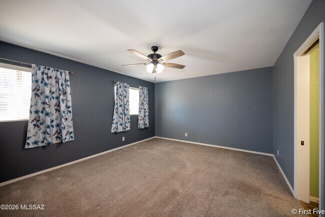 Building Photo - 8984 N Eaglestone Loop
