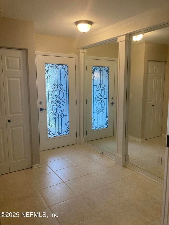 Building Photo - 8596 Sturbridge Cir W