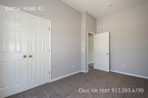 Building Photo - 23815 W 126th Terrace