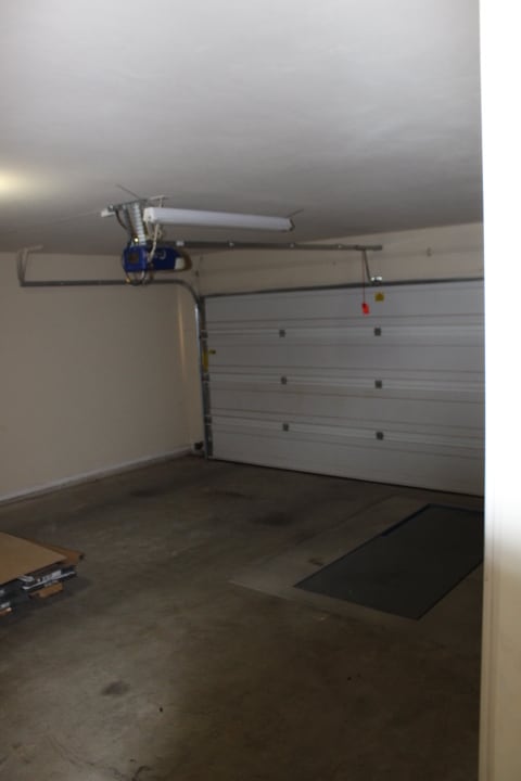 Building Photo - 505 SW 121st Pl