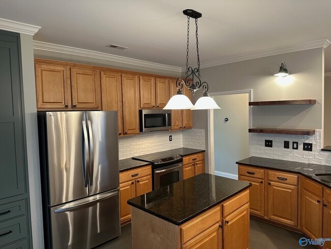 Building Photo - 110 Chelsea Park Row