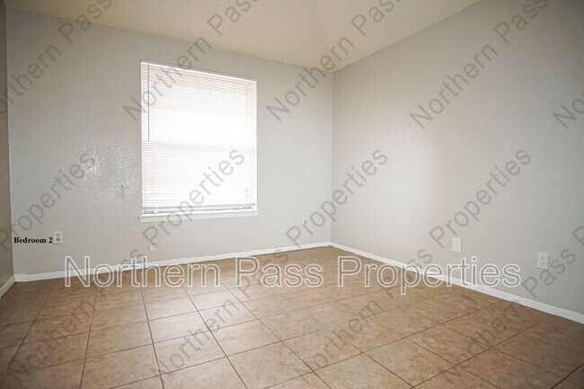 Building Photo - 10007 Caribou Dr
