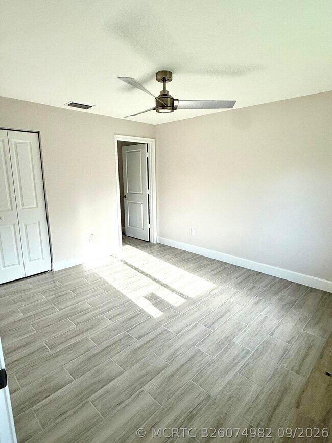 Building Photo - 4421 Timber Ridge Ln