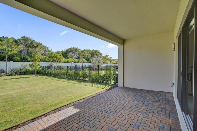 Building Photo - 9140 Silver Marsh Ln