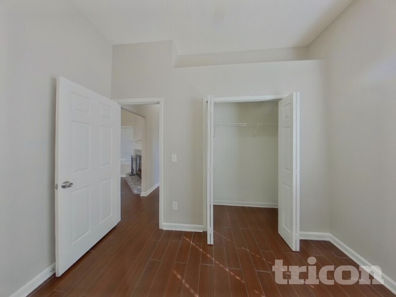 Building Photo - 843 Magic Cove Ln
