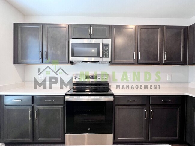 Building Photo - 3068 Harborview Dr