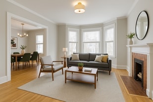 Building Photo - 107 Baynes St