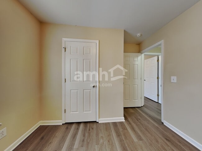 Building Photo - 3947 Hickswood Forest Ct