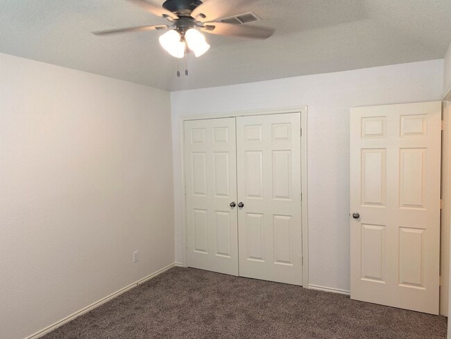 Building Photo - **BEAUTIFUL WESTCHESTER PARK HOME**