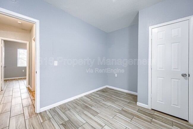 Building Photo - 6901 Jackson Ave