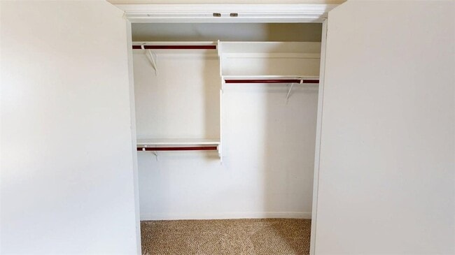 Building Photo - 4140 McFarland Dr