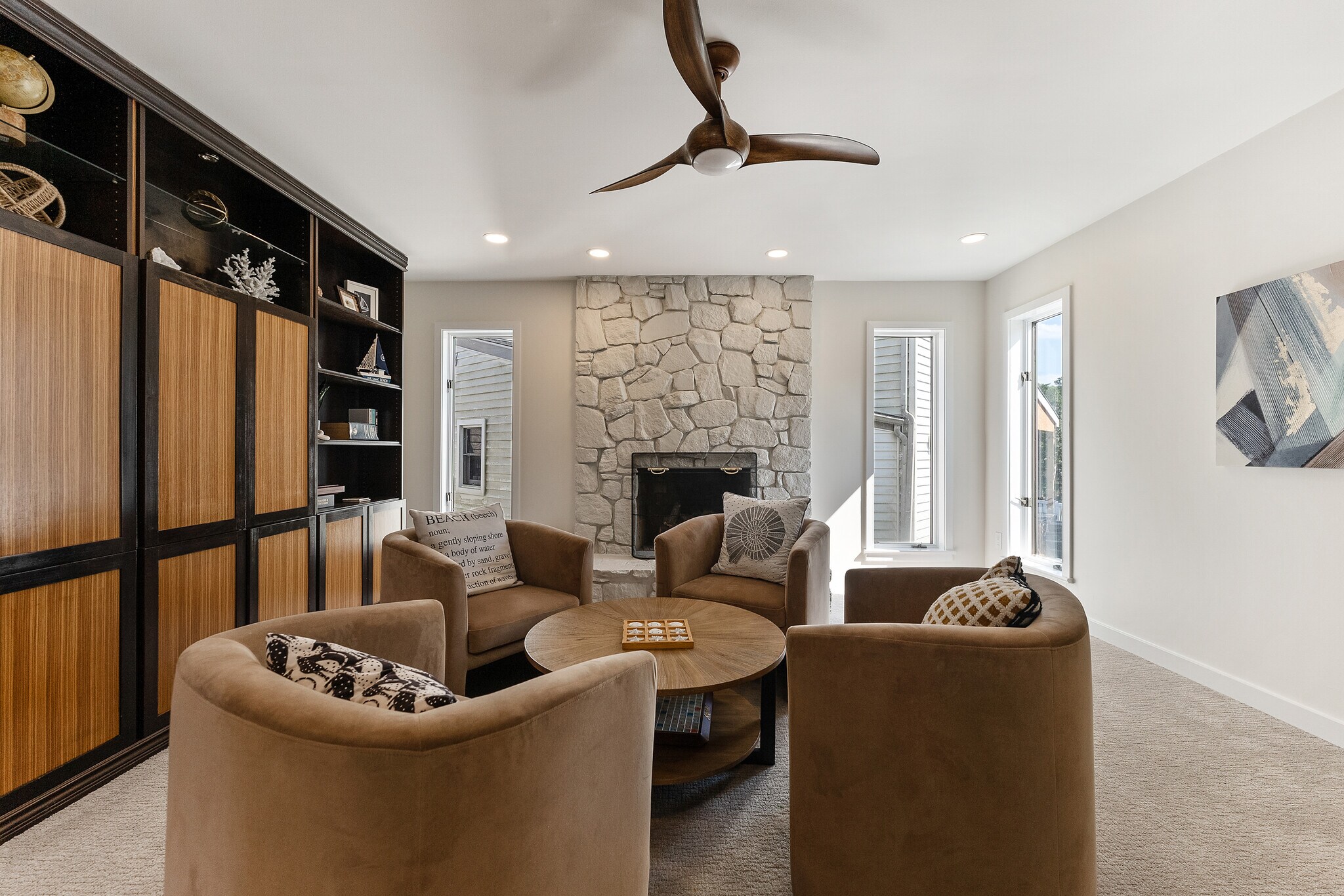 Building Photo - 7600 Bayshore Dr