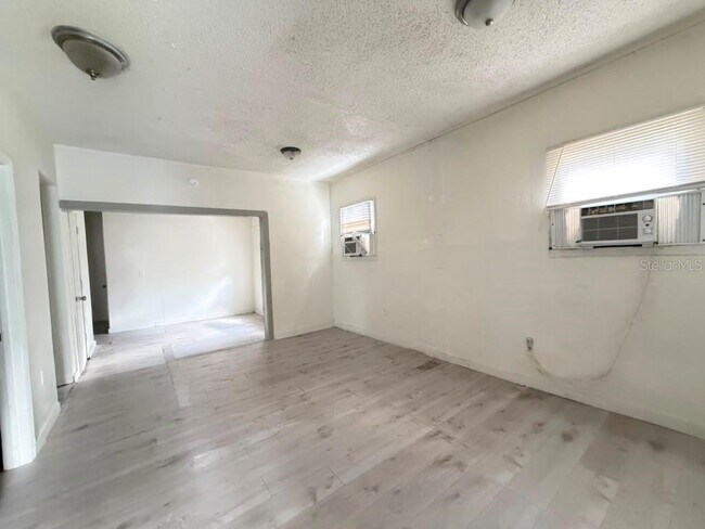 Building Photo - 4427 Raleigh St