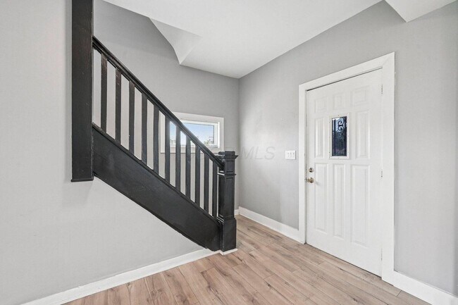 Building Photo - 1025 Howard St