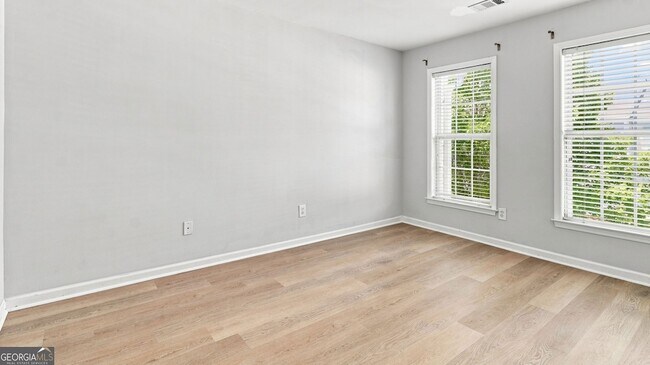 Building Photo - 3389 Lathenview Ct