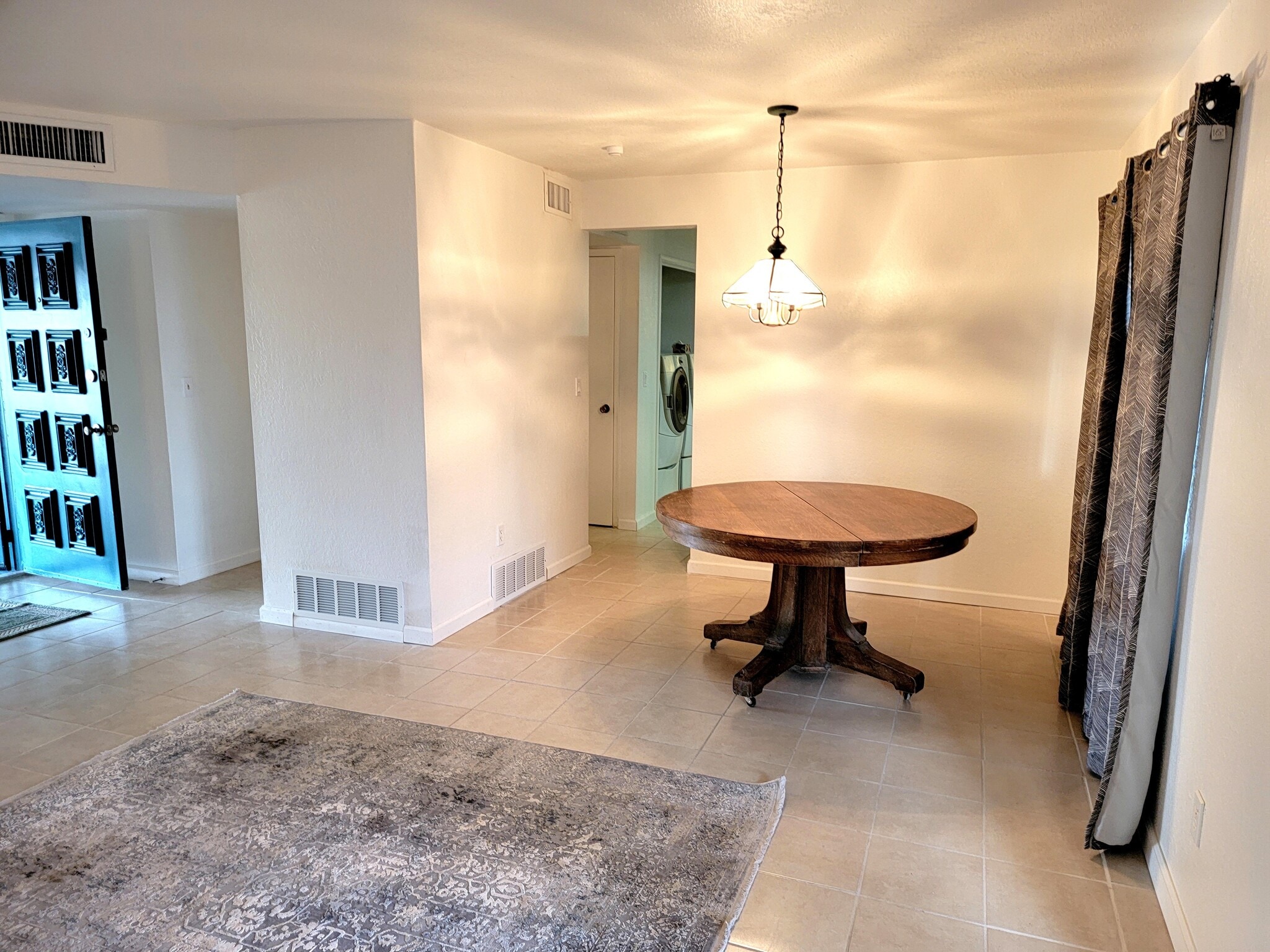 Building Photo - 7400 N Meredith Blvd