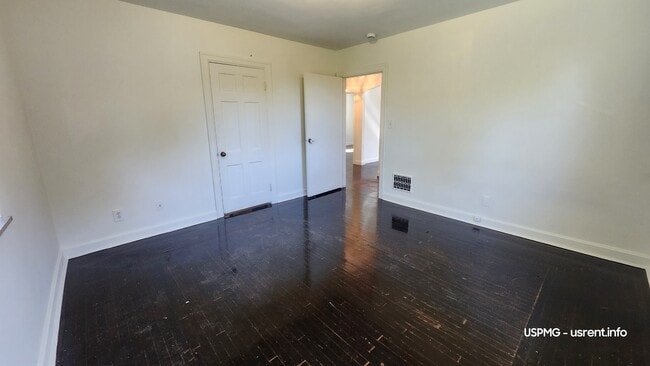 Building Photo - 2419 Homestead Pl