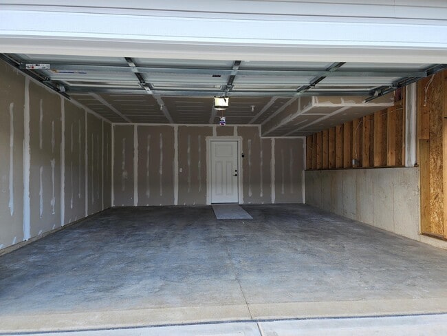 Building Photo - 4857 Lacy Rd