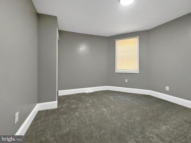 Building Photo - 2265 Reisterstown Rd