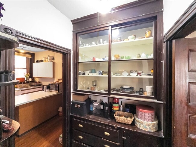 Building Photo - 27 Lakeville Rd