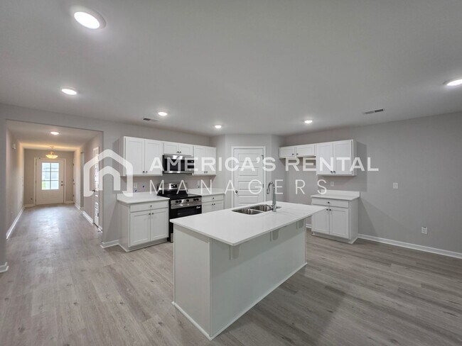 Building Photo - 10303 Bramlett Way