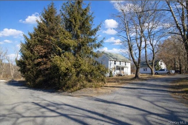 Building Photo - 9 Benedict Ln