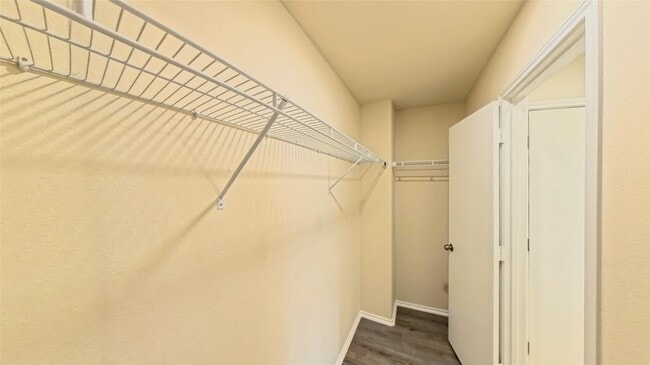 Building Photo - 2843 Maybrook Hollow Ln