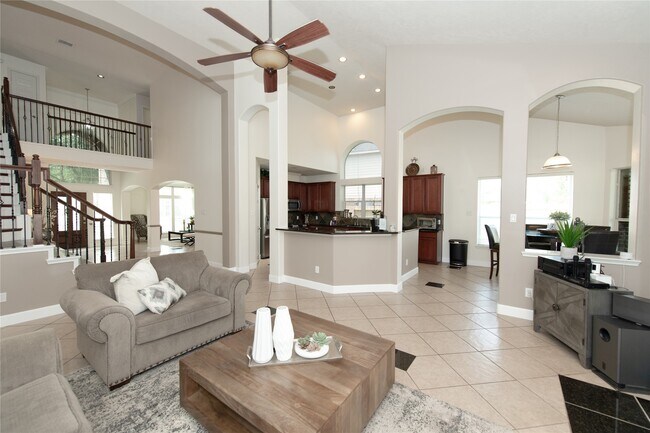 Building Photo - 1914 Lakeside Xing