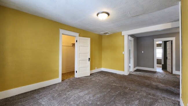 Building Photo - 1228 10th St N