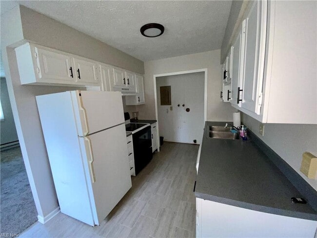 Building Photo - 229 Brunswick Dr