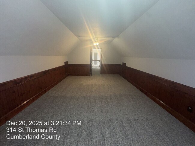 Building Photo - 314 St Thomas Rd