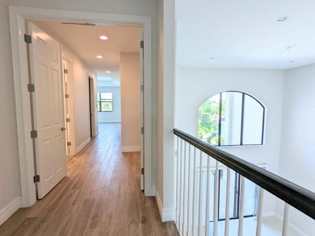 Building Photo - 16645 Germaine Dr