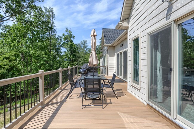 Building Photo - 11409 Weatherstone Dr