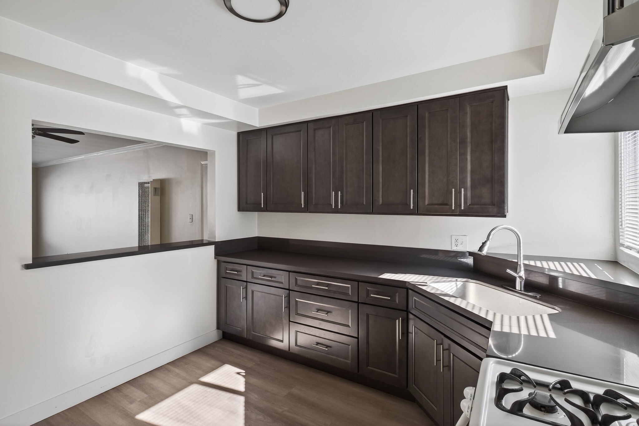 Building Photo - 25218 Loytan St