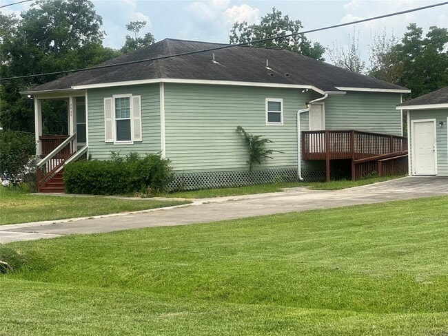 Building Photo - 2909 H Ave