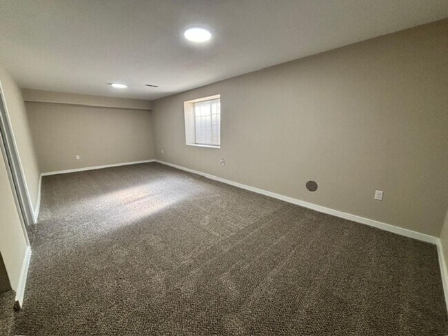 Building Photo - Move in Special- 1/2 off the 2nd full month of rent. Renovated 3 Bedroom 2 Bath Home with a Finis...