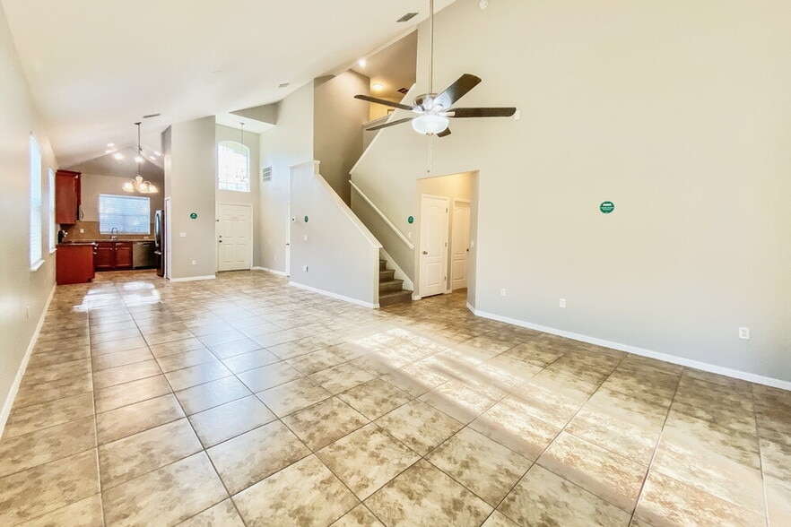 Building Photo - 11910 Old Tuscany Pl