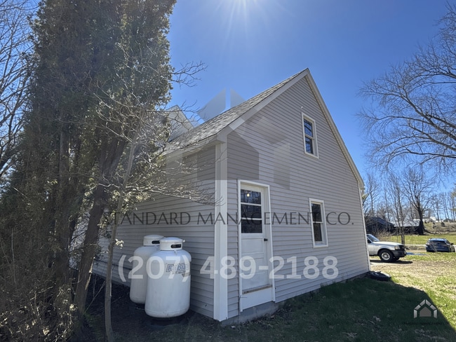 Building Photo - Spacious Updated 4BR/3BA Home | Garage, W/D, Pet-Friendly – $2,700