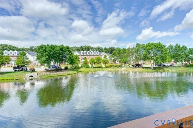 Building Photo - 7358 Pebble Lake Dr