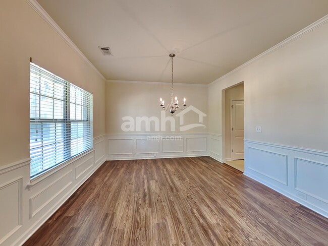 Building Photo - 525 Brickstone Way